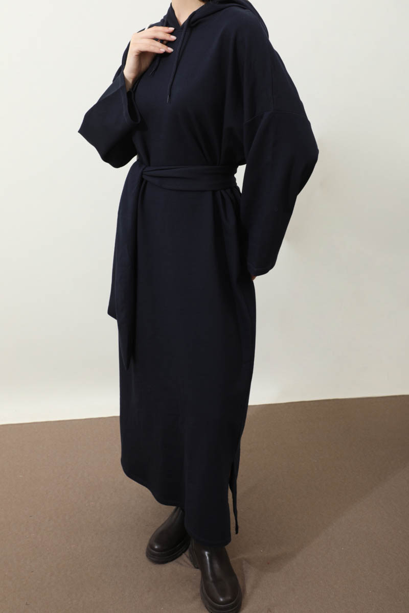 Yırtmaçlı Kapüşonlu Elbise Lacivert